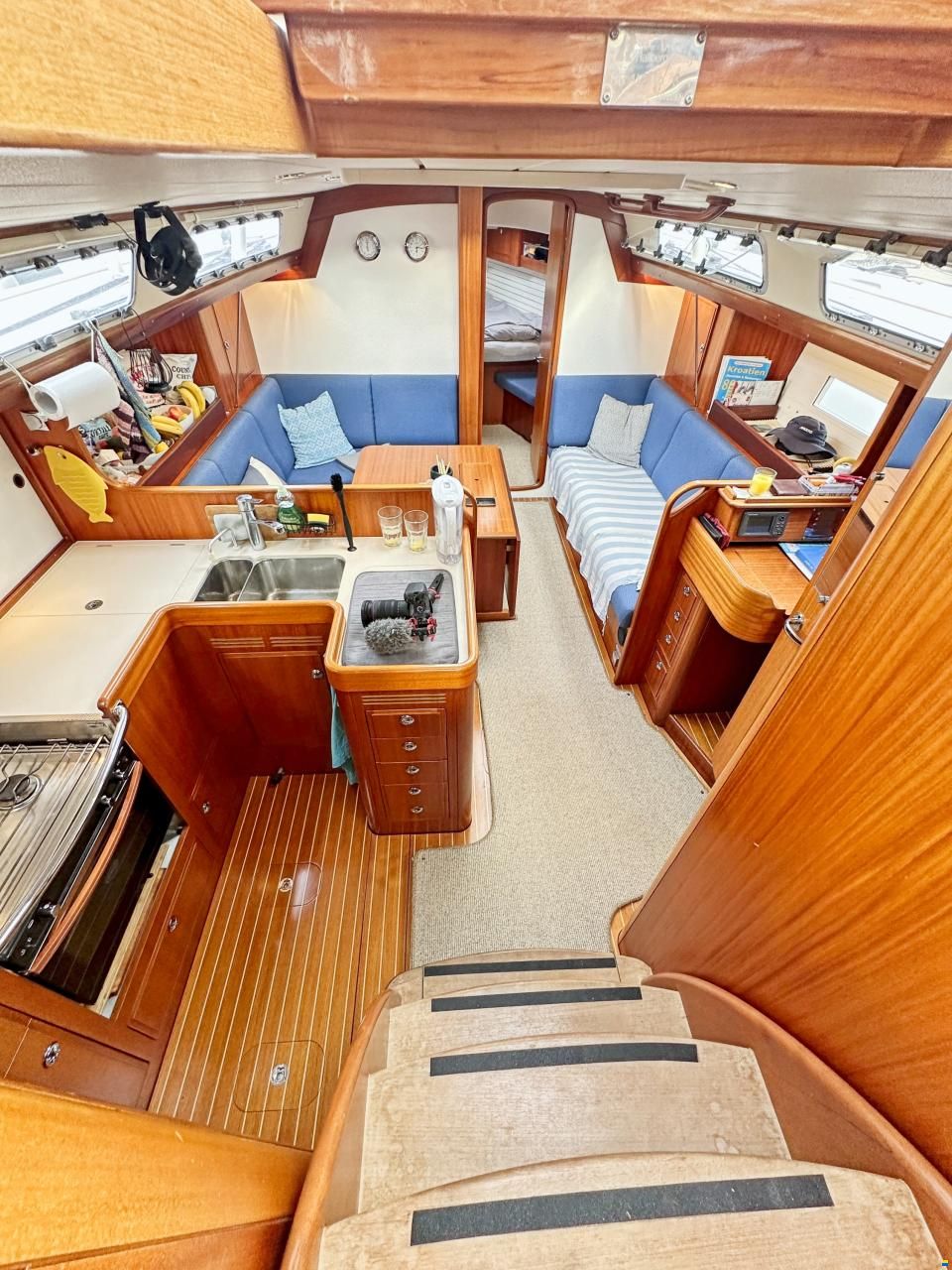 Hallberg-Rassy 412