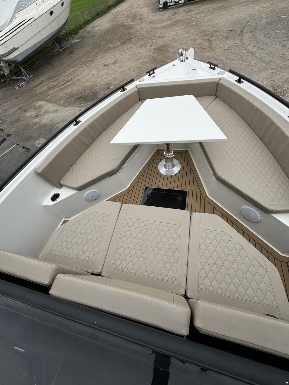 De Antonio D28 Xplorer