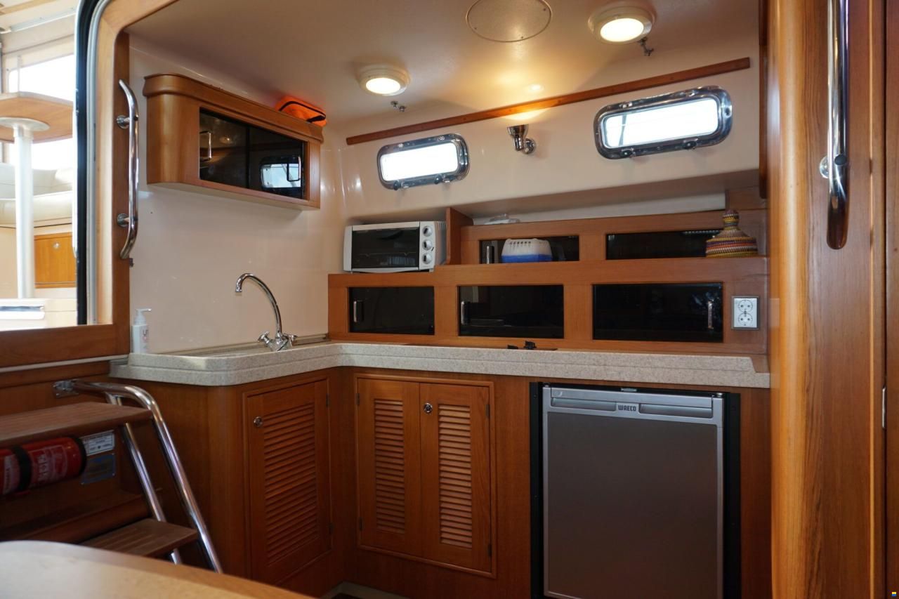 Island Packet Craft 360 Express