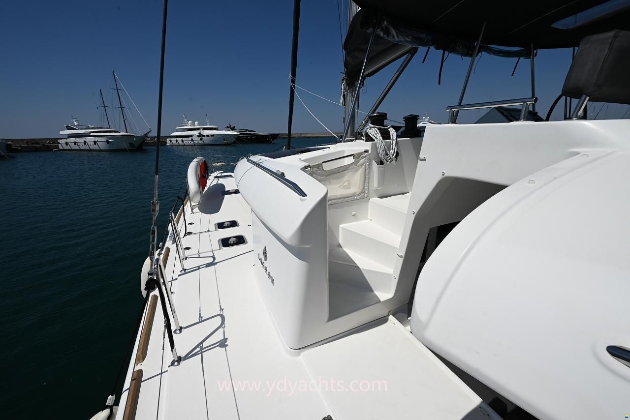 Lagoon 450 F