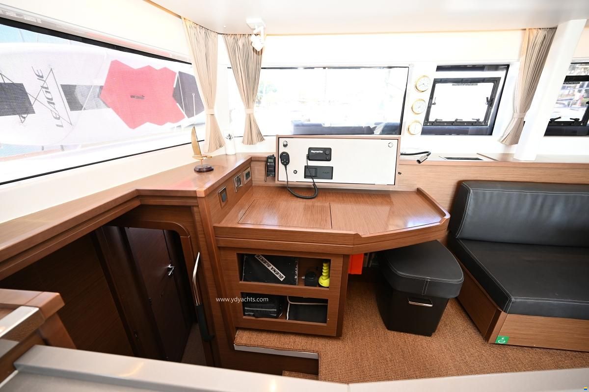 Lagoon 450 F