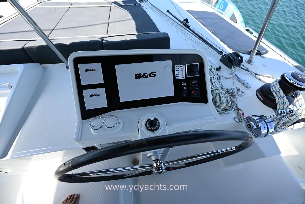 Lagoon 450 F