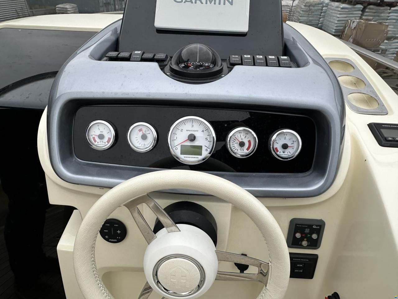Invictus GT280