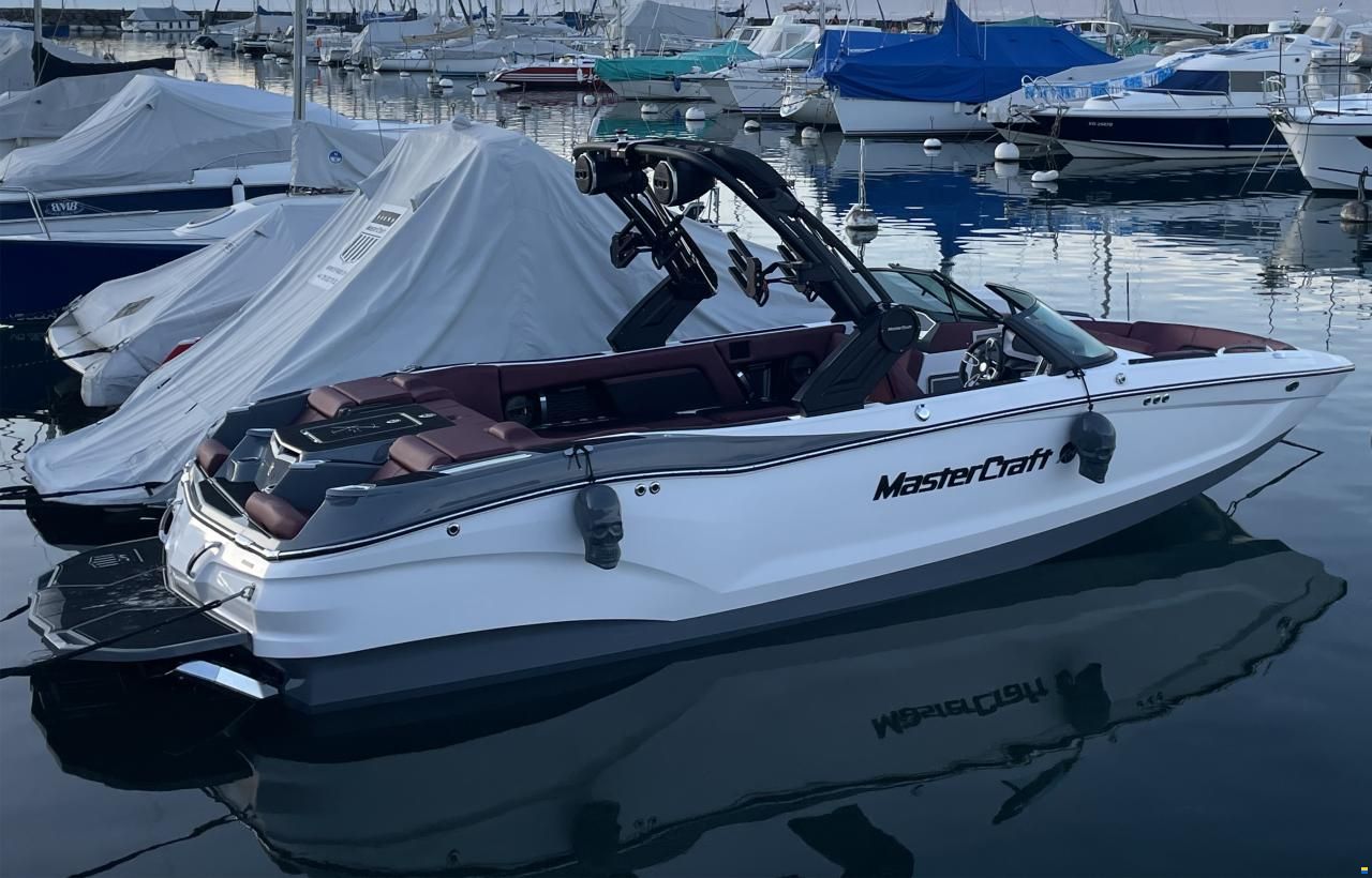 MasterCraft X24 | 2024 | White & Grey