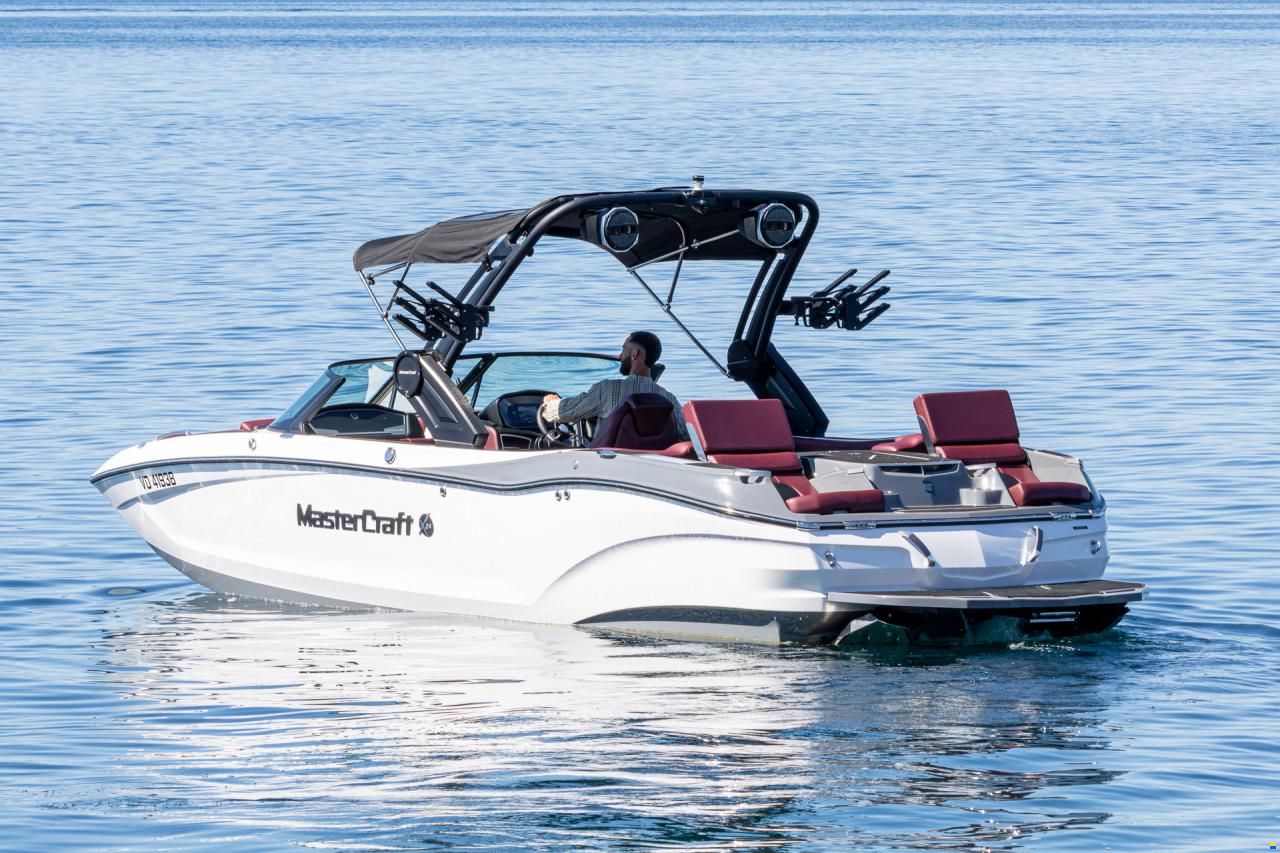 MasterCraft X24 | 2024 | White & Grey
