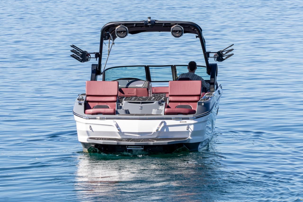 MasterCraft X24 | 2024 | White & Grey