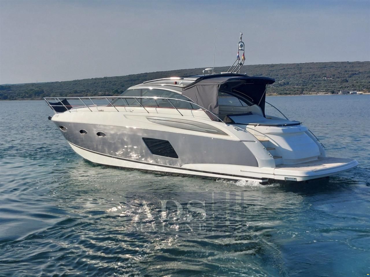 Princess V48