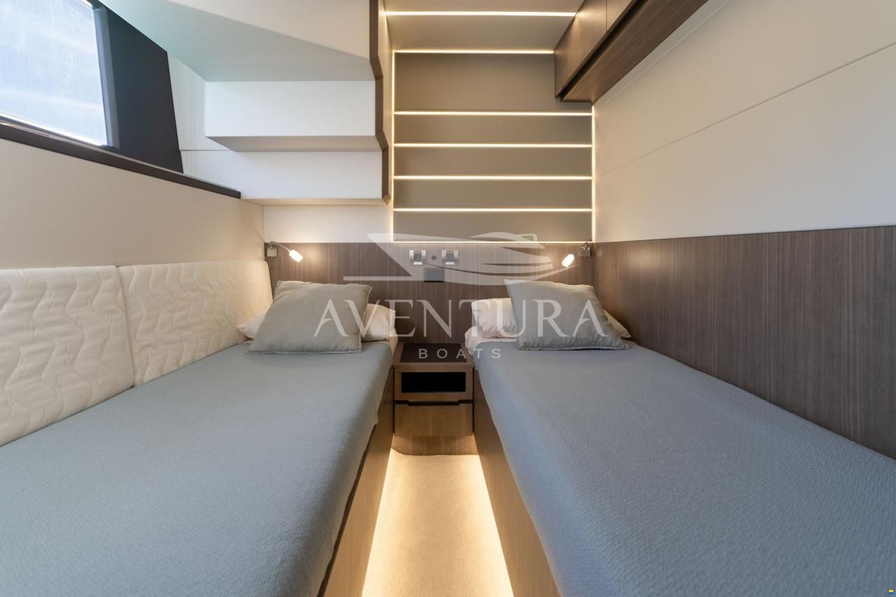 Galeon 640 Fly