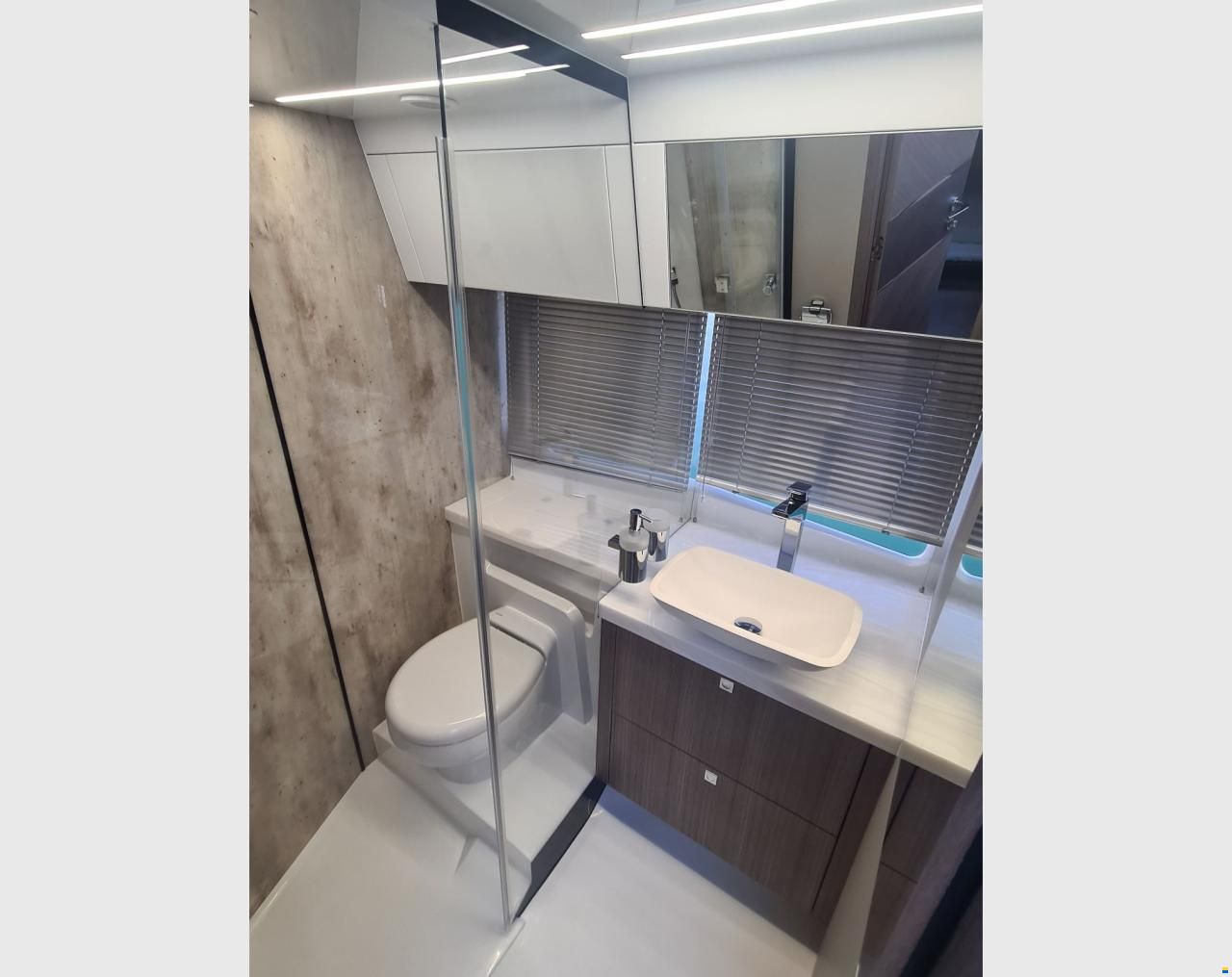 Galeon 440 Fly