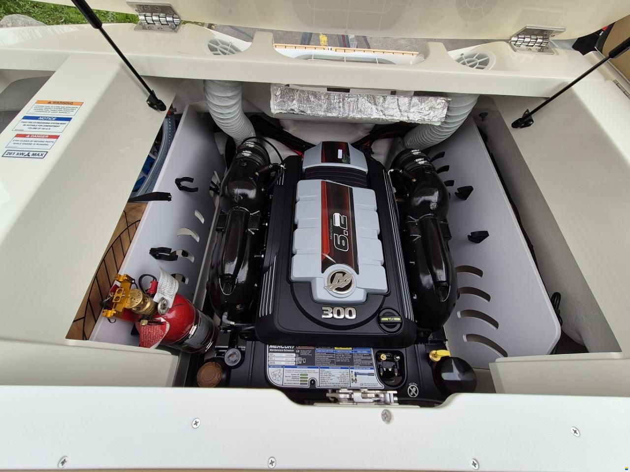 Sea Ray SPX 230 Europe