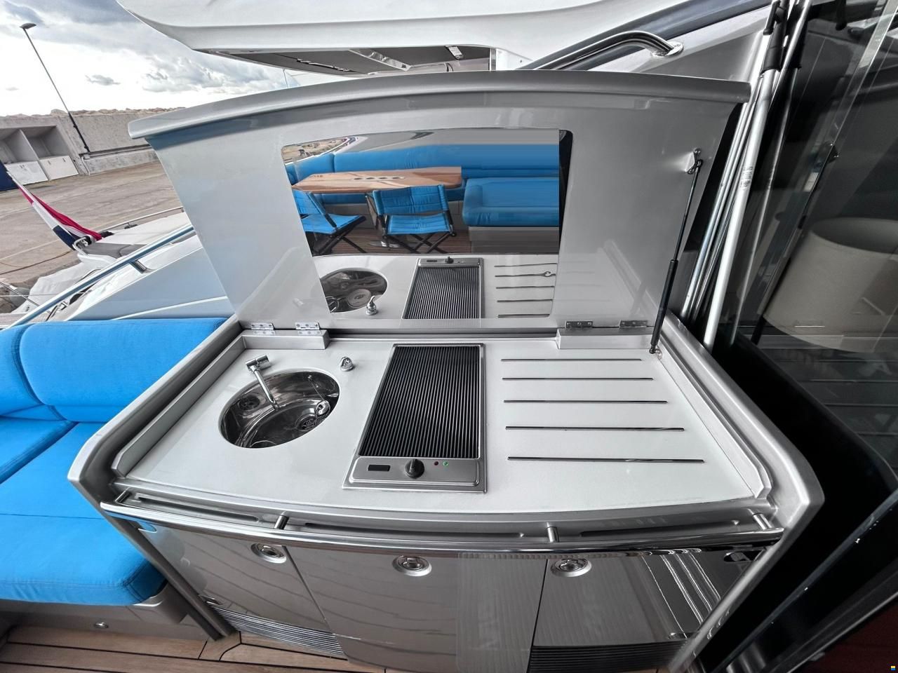 Princess V70