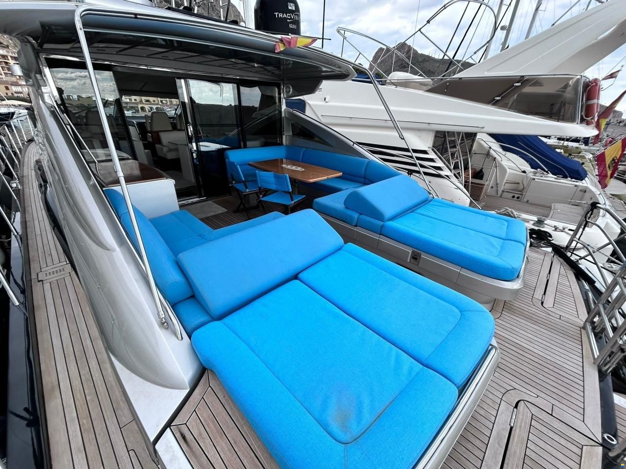 Princess V70