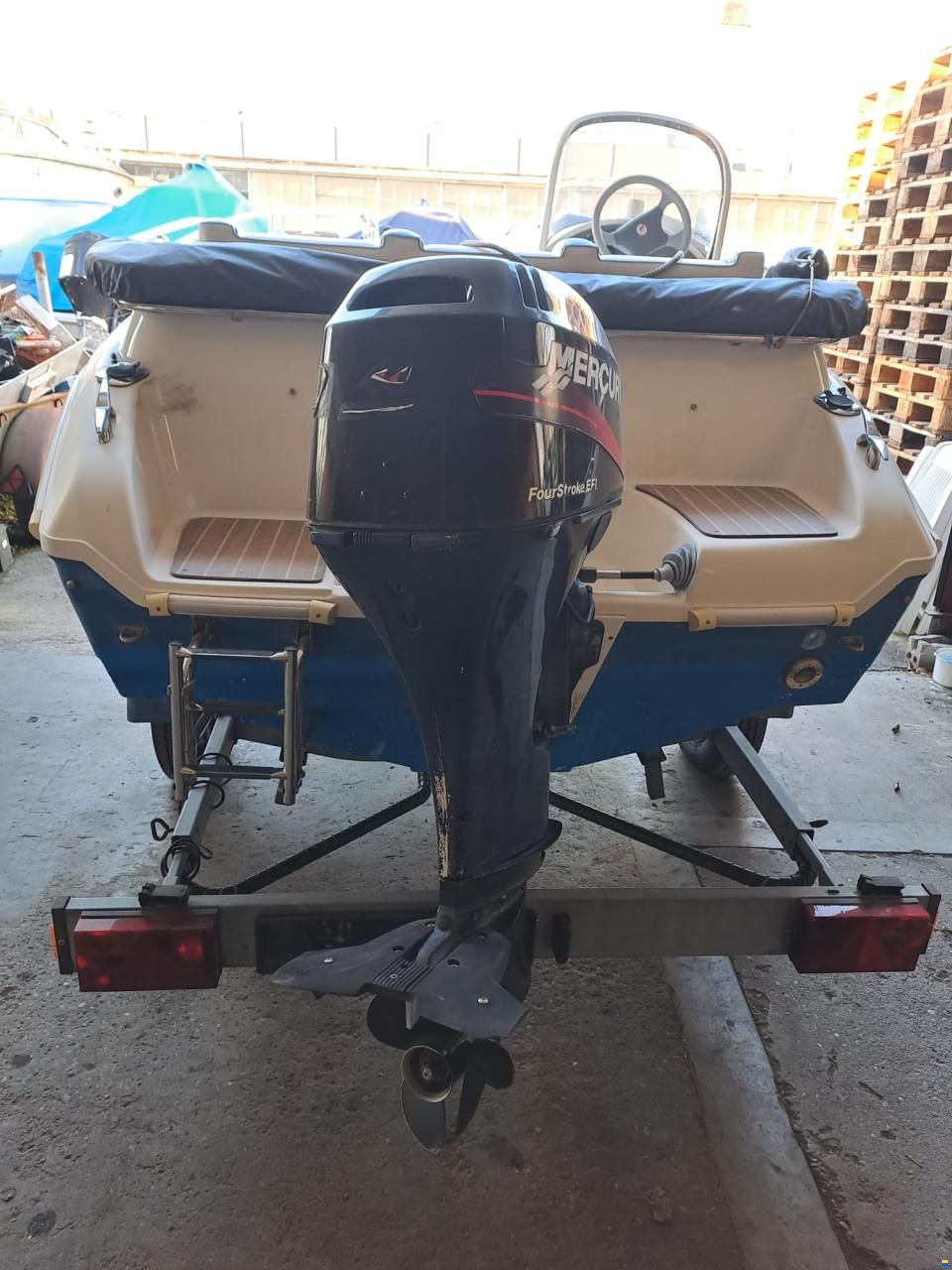 Quicksilver Inflatables 425 Commander