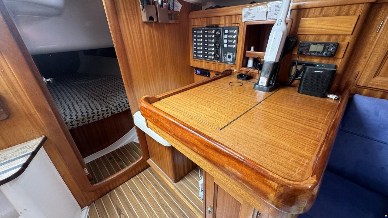 Dufour 36 Classic