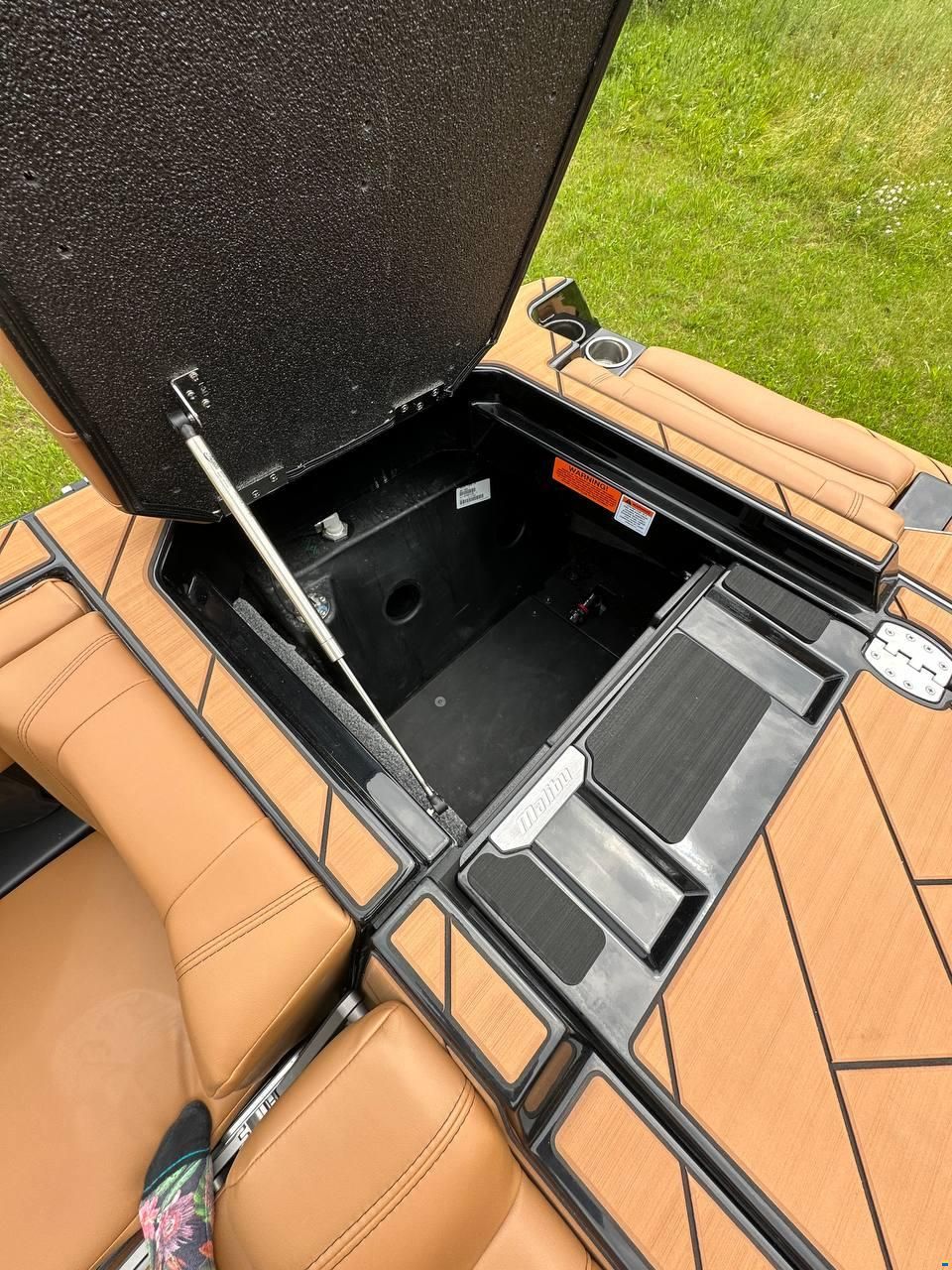 Malibu 23LSV