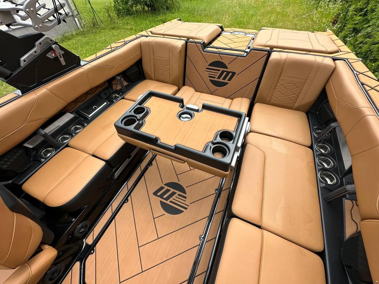 Malibu 23LSV