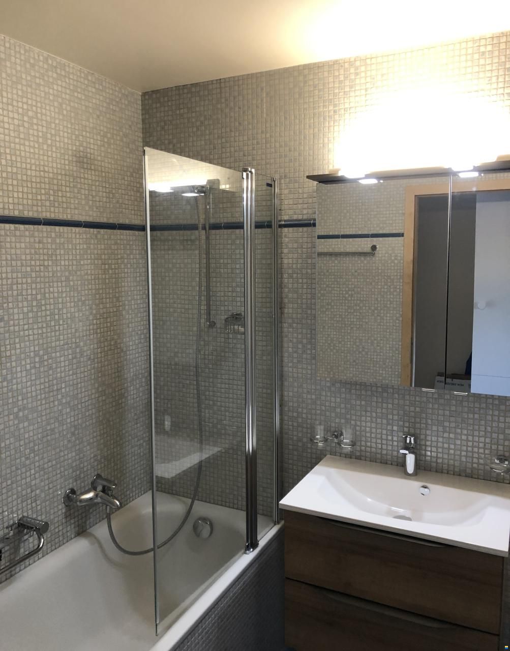 Marina-Wohnung mit Bootsliegeplatz 9×3 m