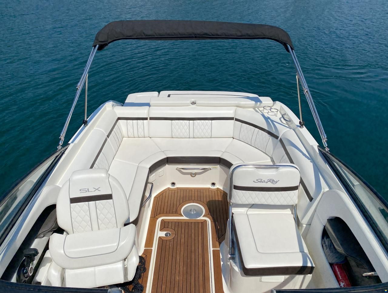 Sea Ray 250 SSE