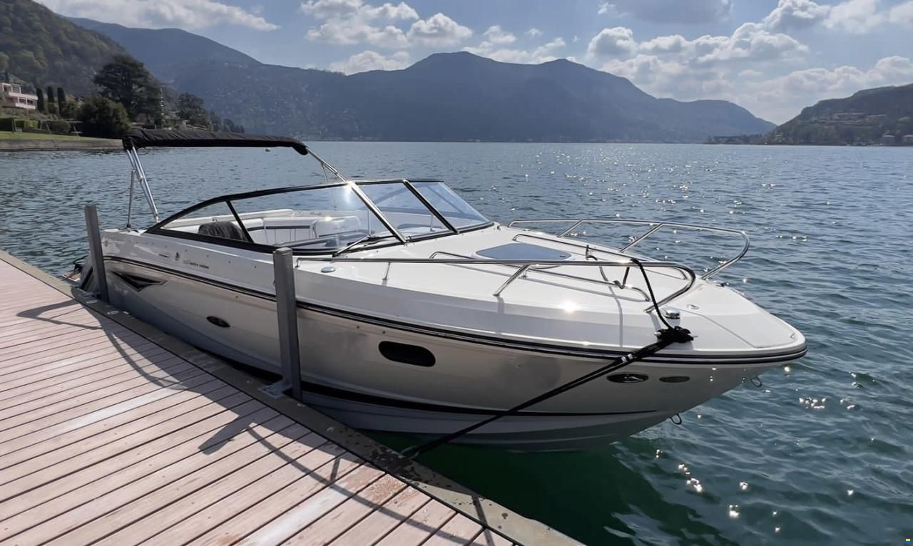 Sea Ray 250 SSE