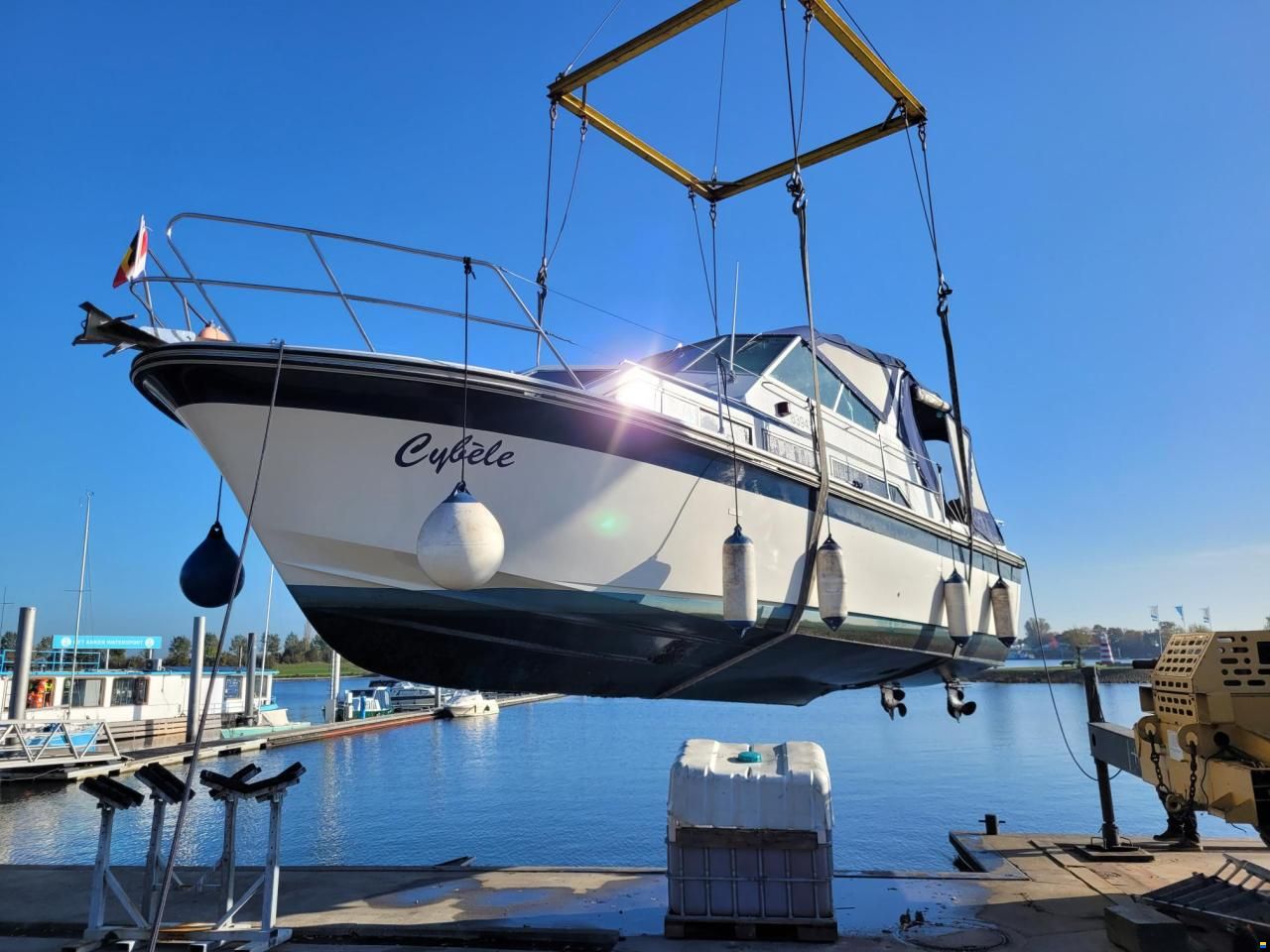 Fairline Phantom 32