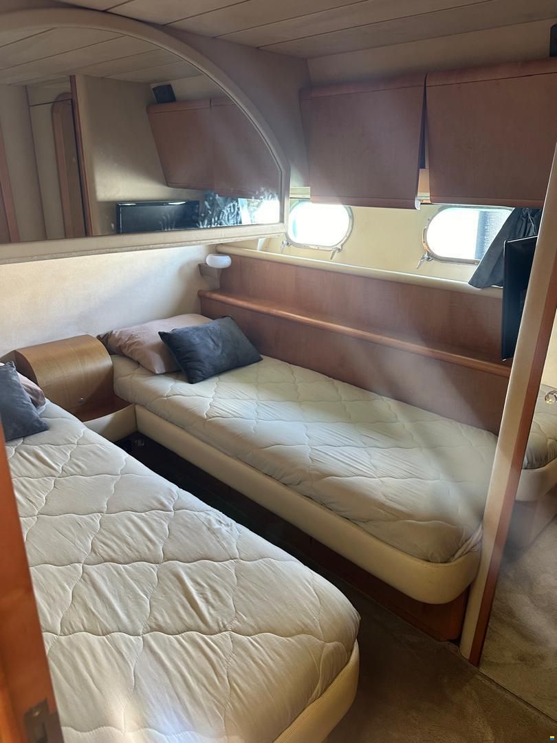 Ferretti 58