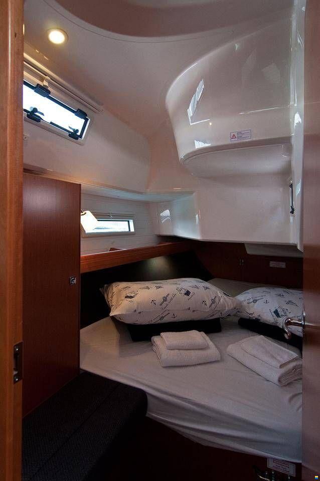 Bavaria Cruiser 37