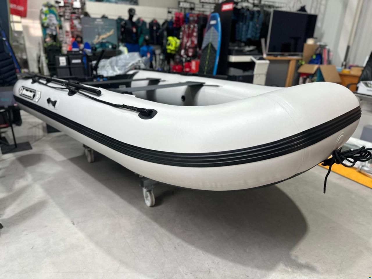 Allroundmarin Vario 300 Pro grau mit Luftboden
