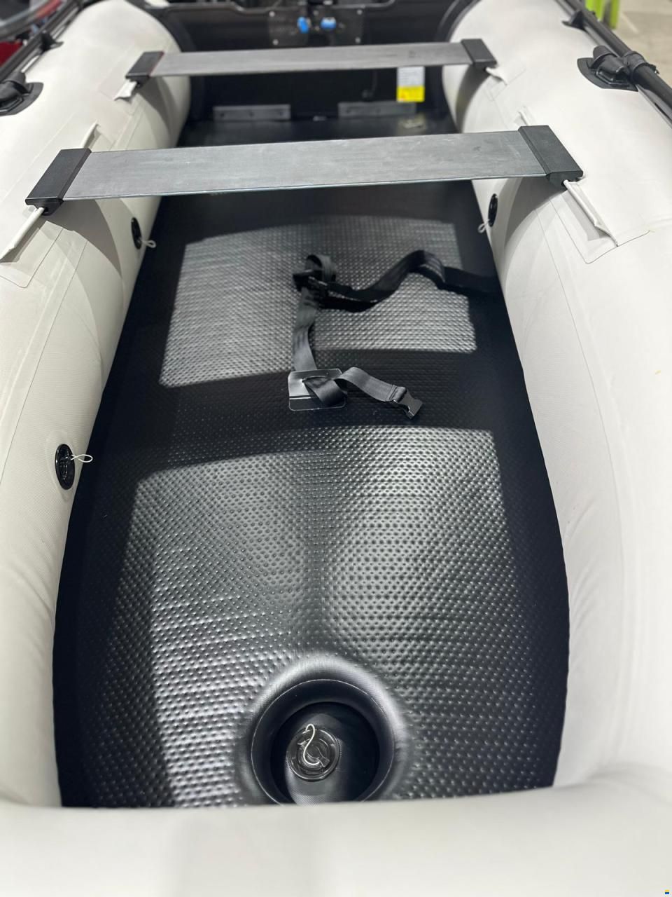 Allroundmarin Vario 300 Pro grau mit Luftboden