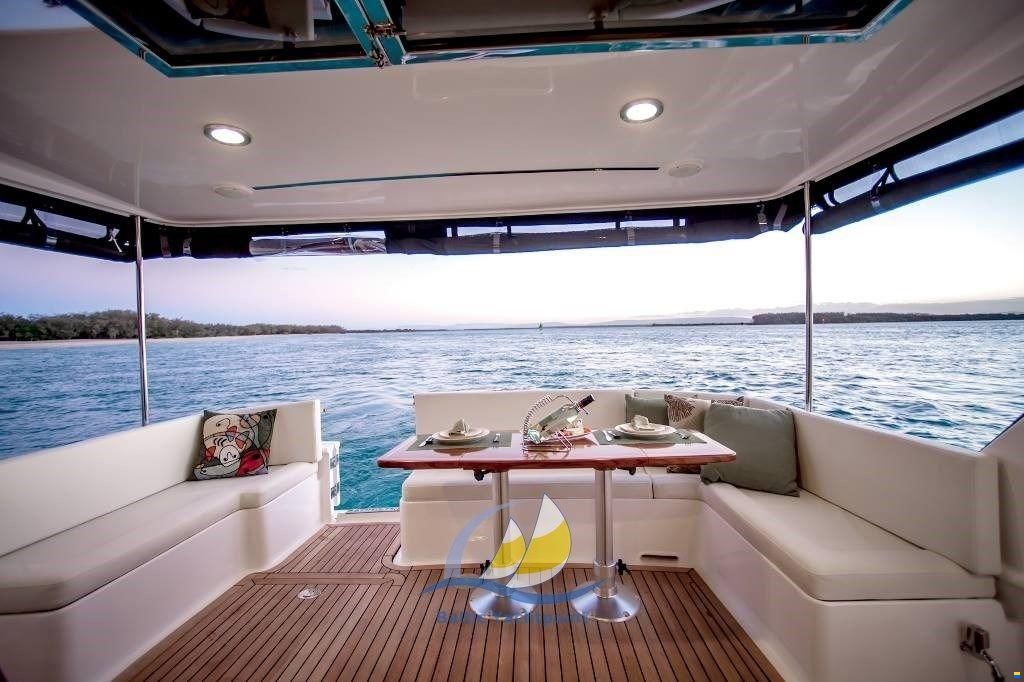 Integrity 380 Fly
