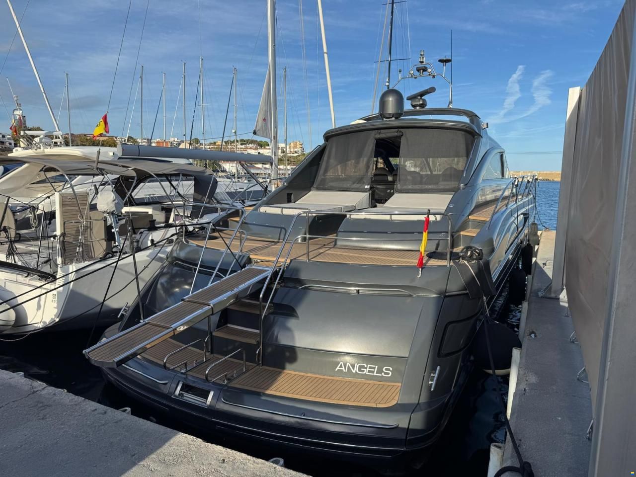 Princess V65