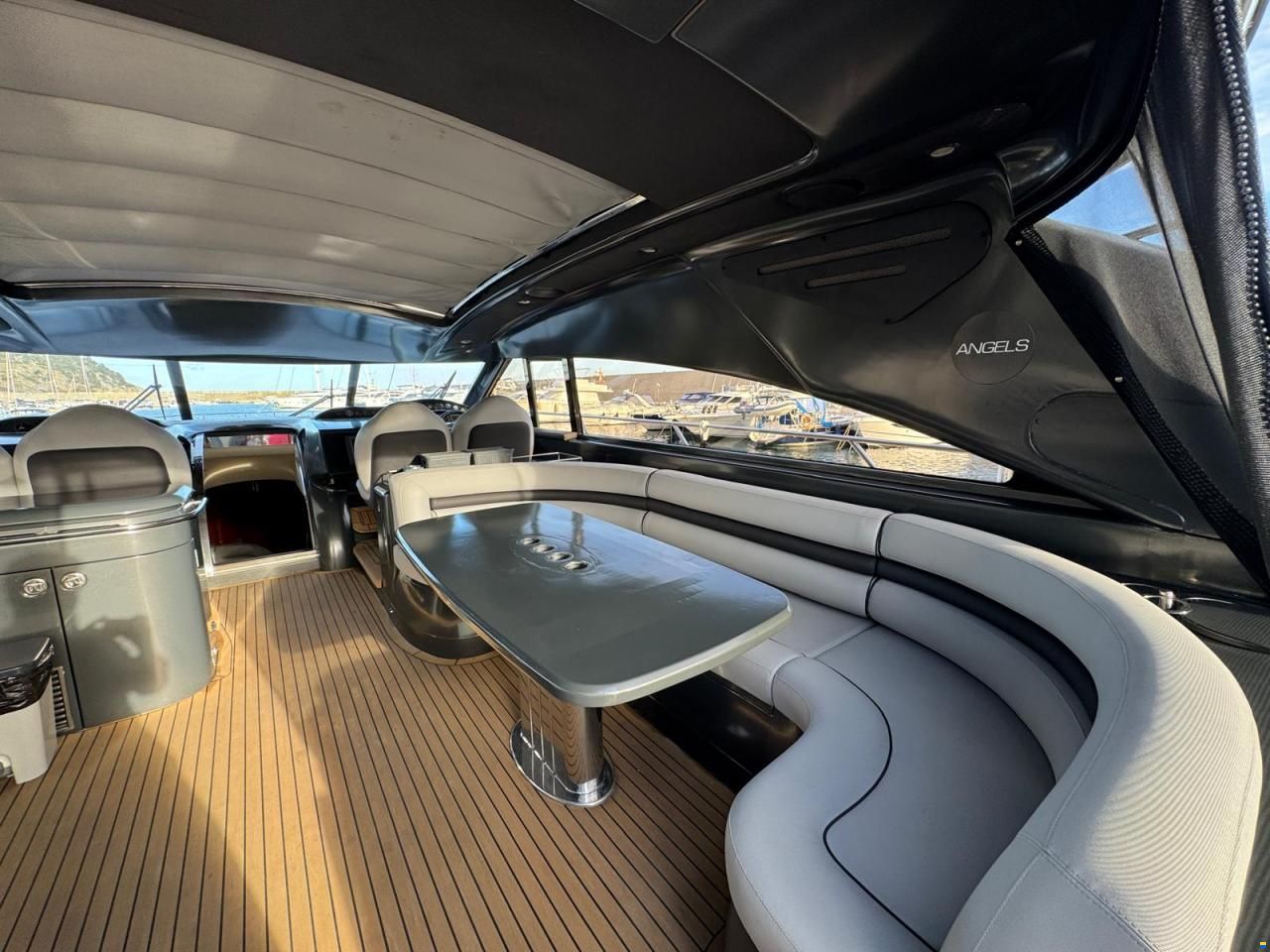 Princess V65