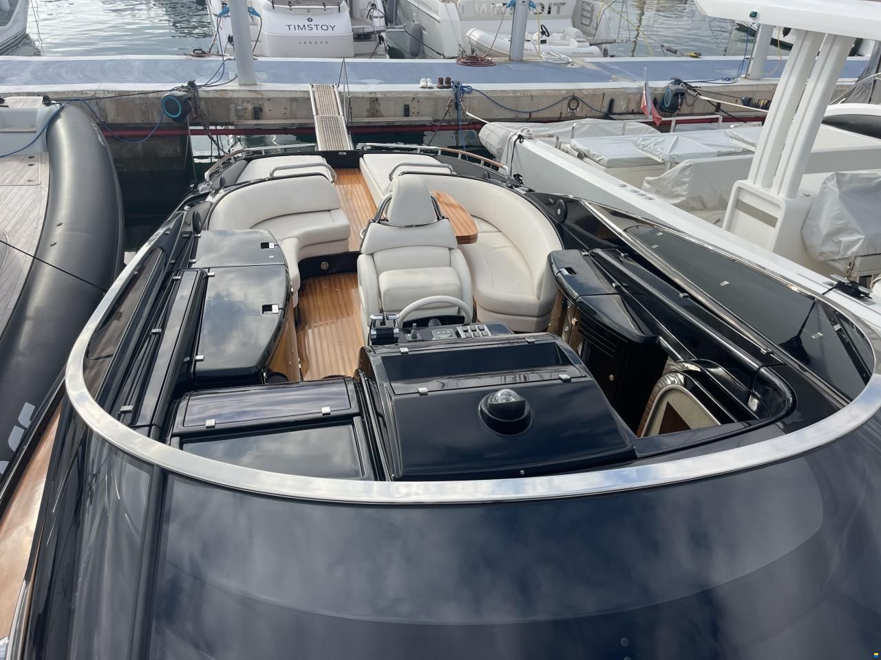 Riva rama Super 44
