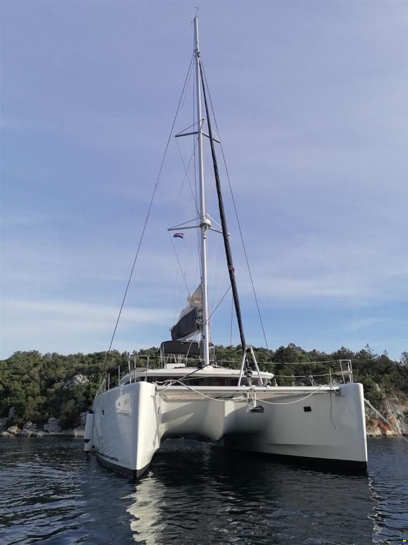 Lagoon 450 F
