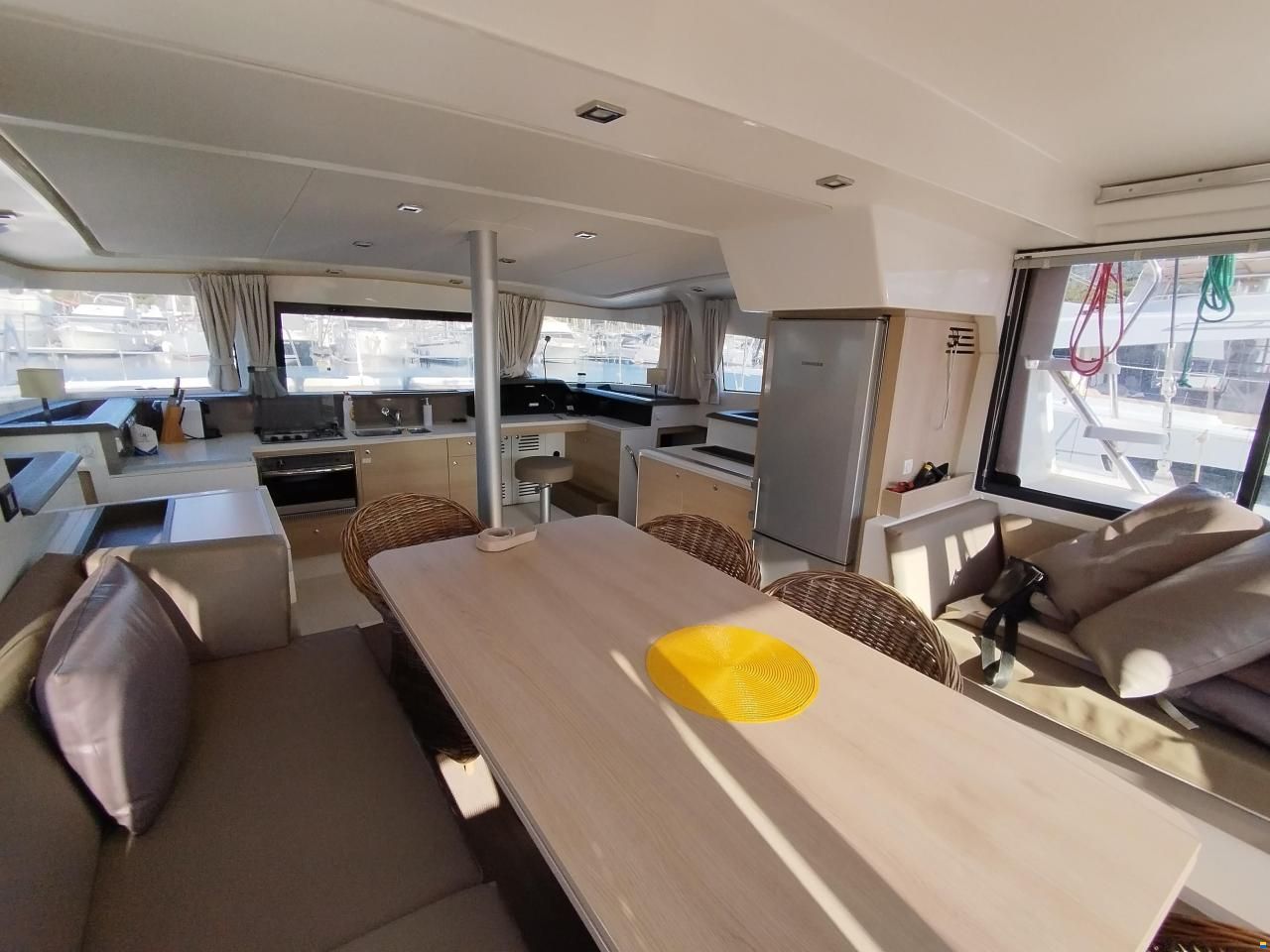Bali 4.0 Catana