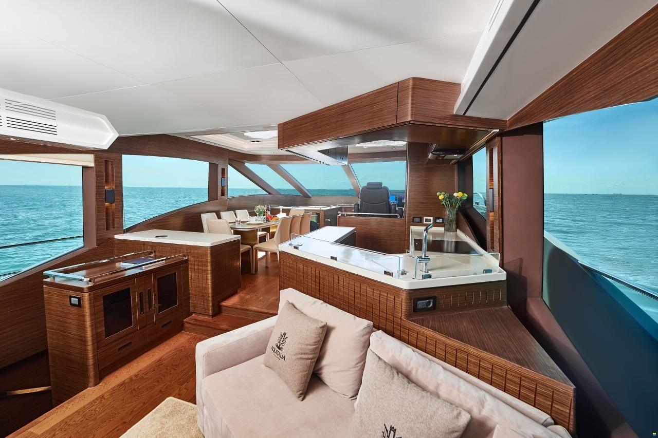 Aquitalia 78ft Luxury Yacht