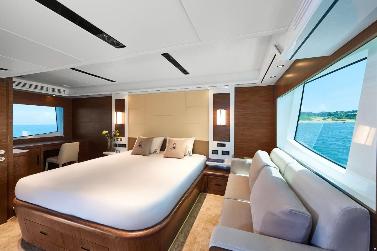 Aquitalia 78ft Luxury Yacht