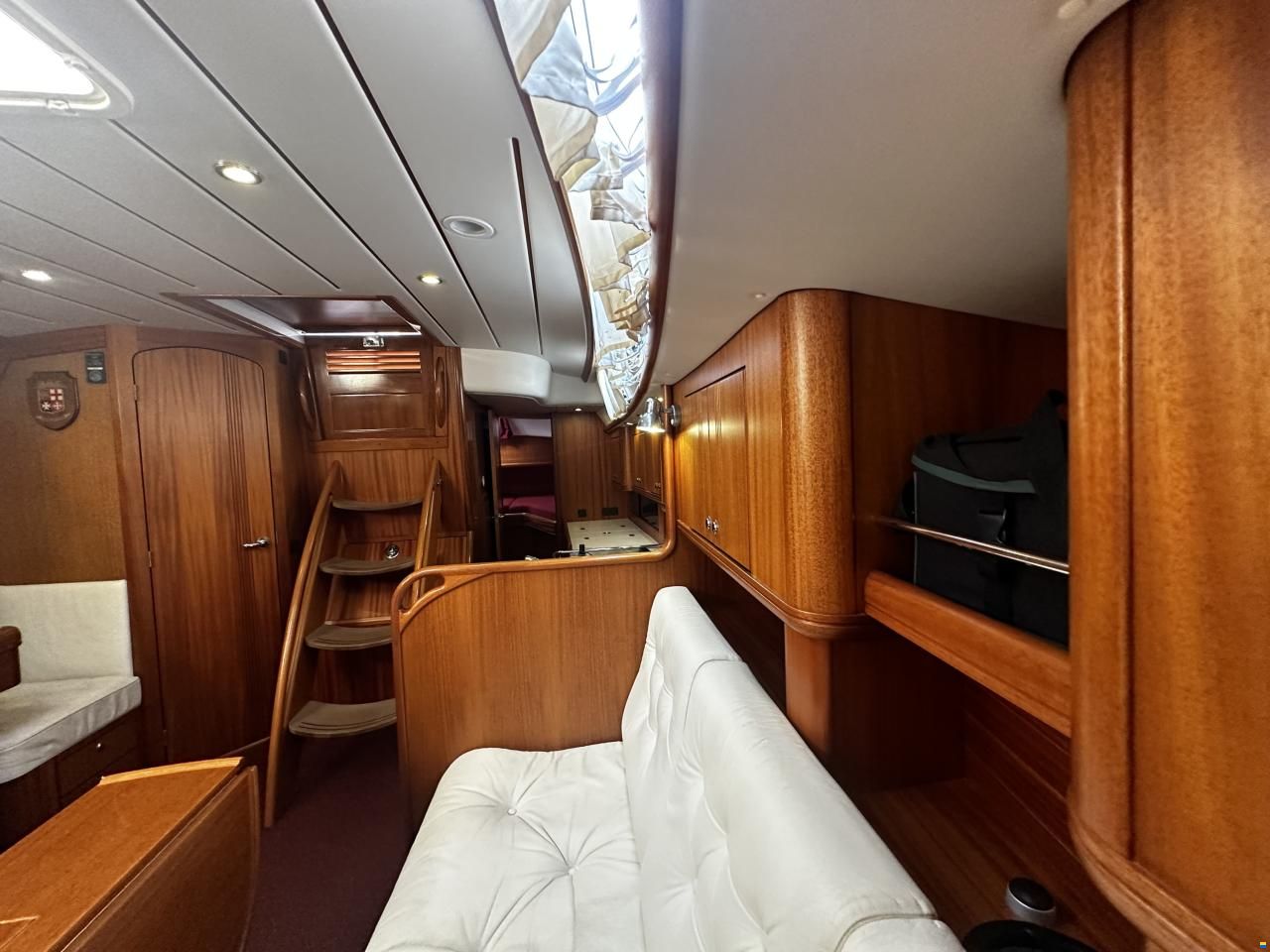 Najad 380