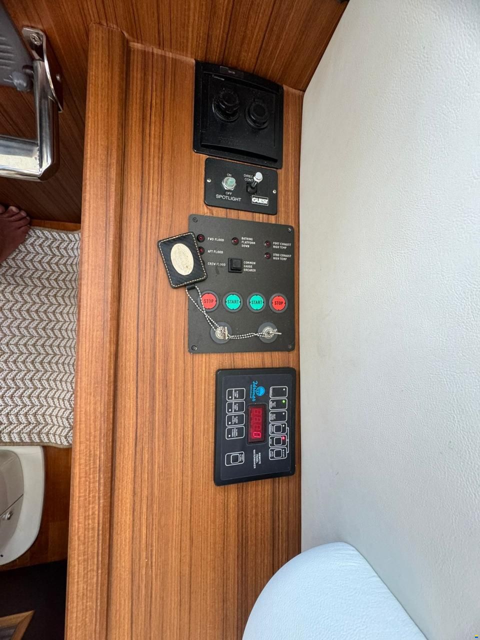 Sunseeker Predator 62