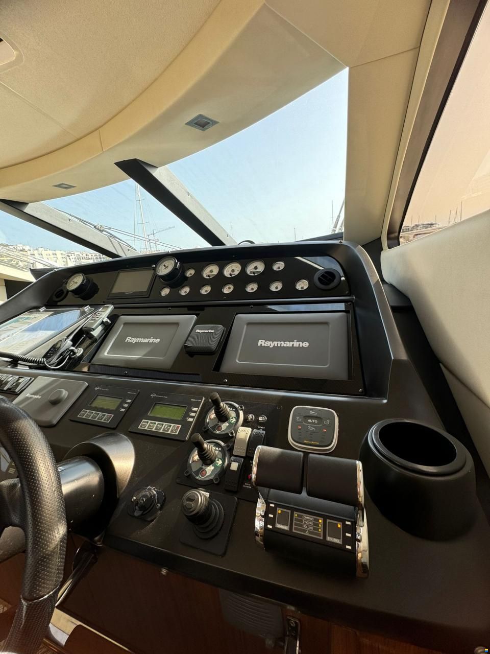 Sunseeker Predator 62