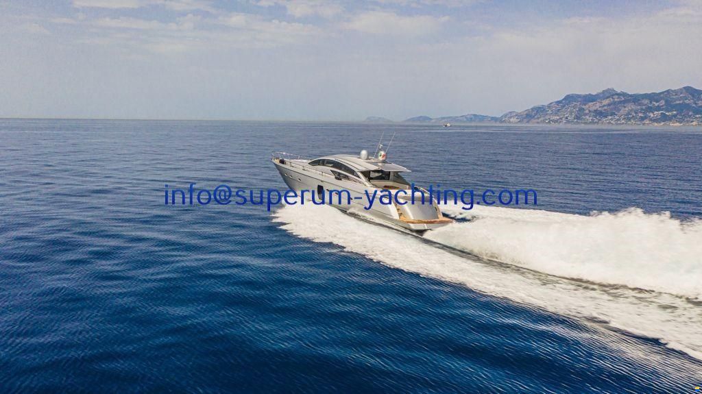 Pershing 72