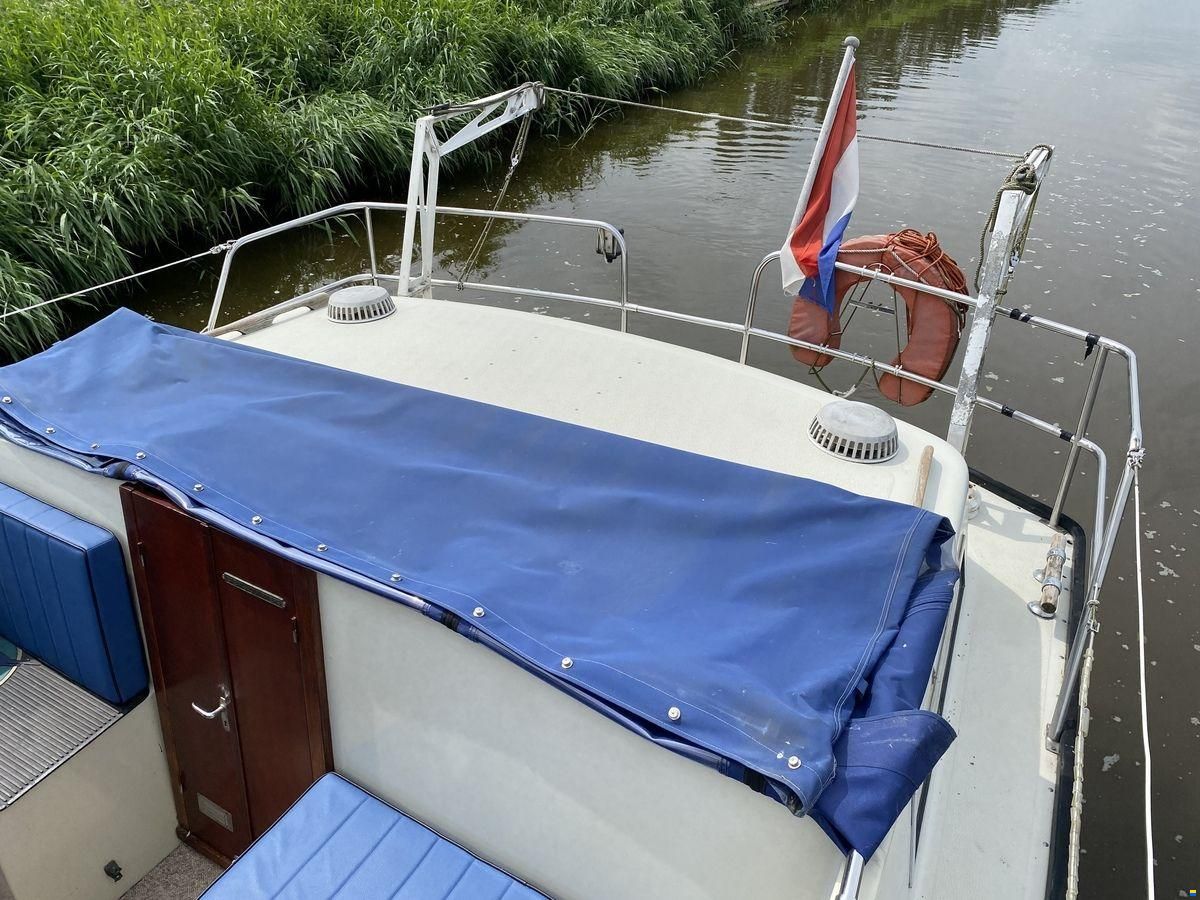 Albin 30