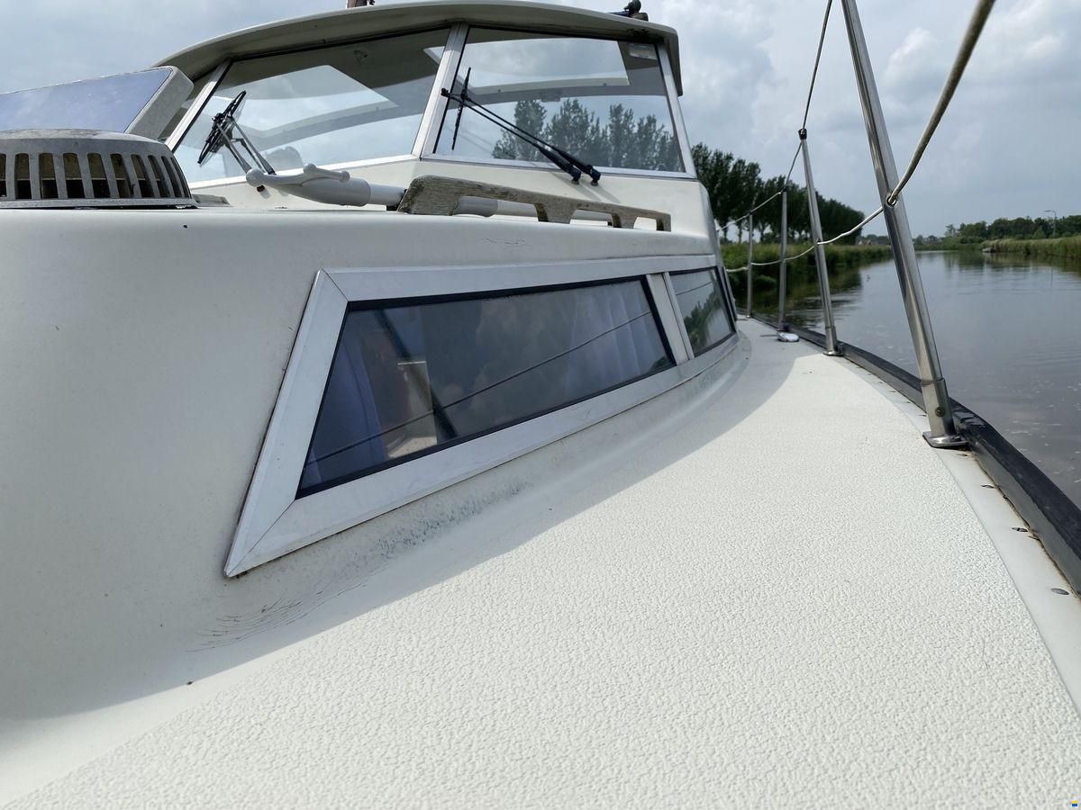 Albin 30