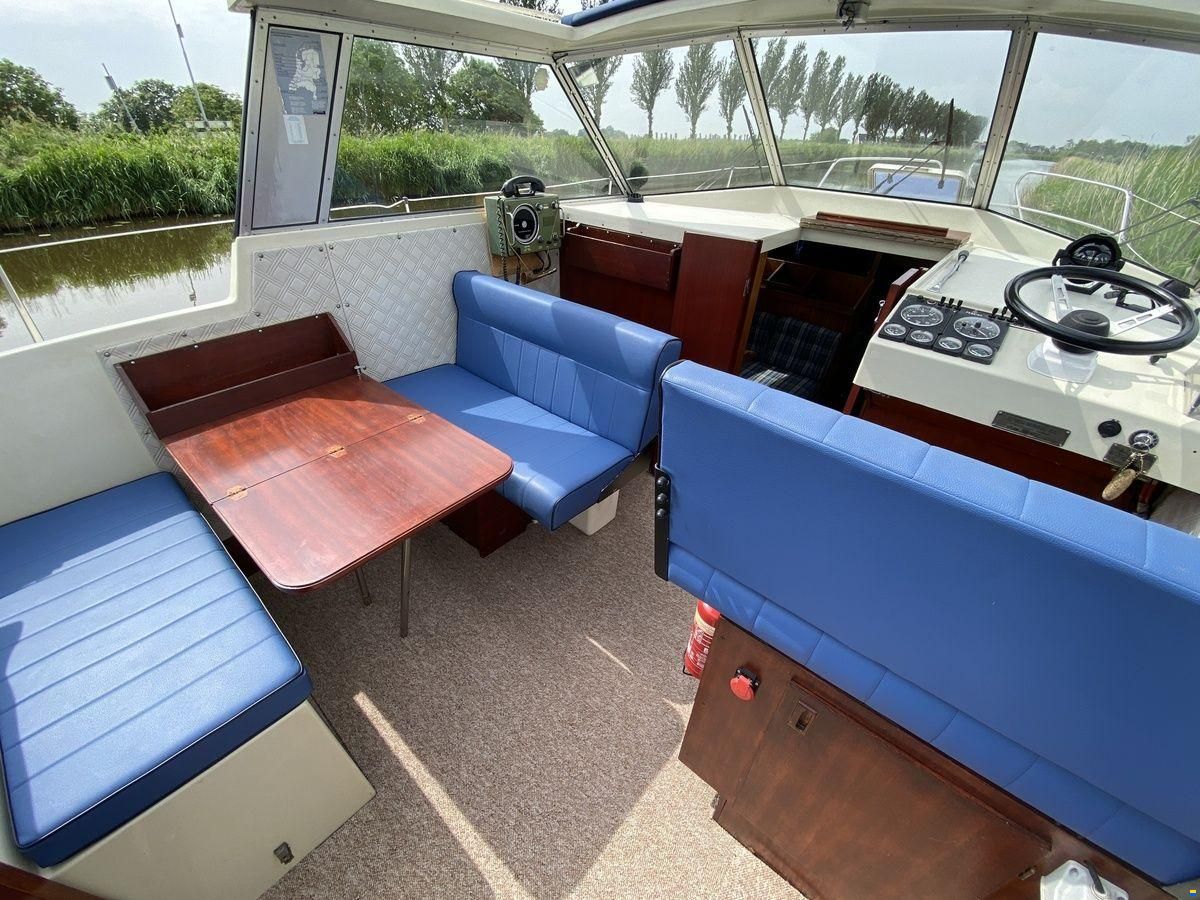 Albin 30