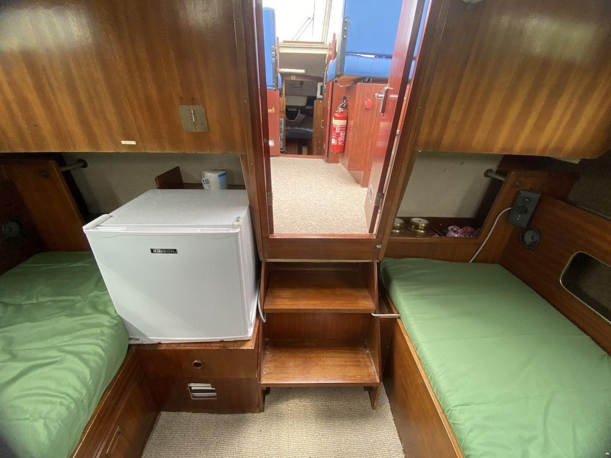 Albin 30