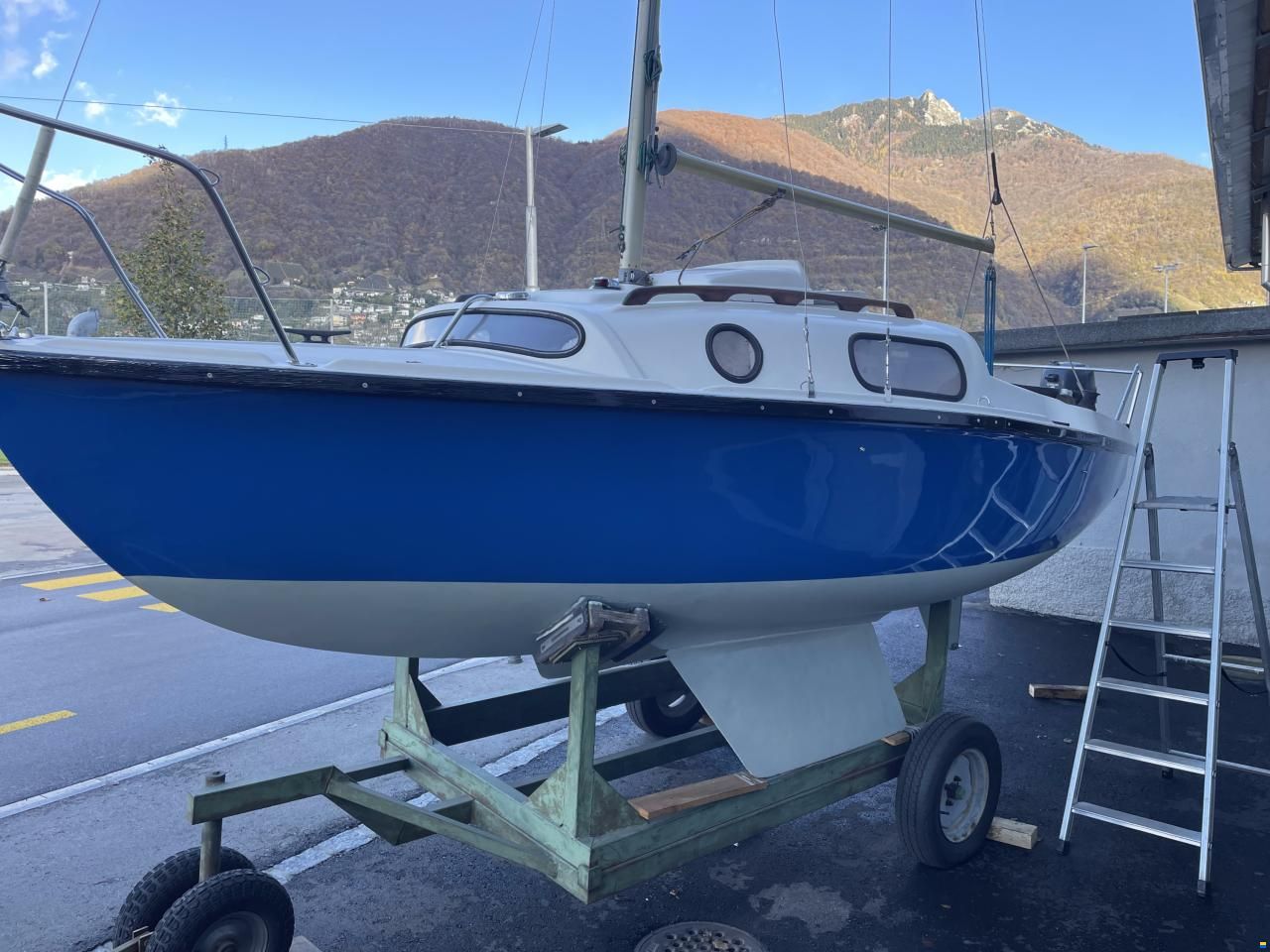 Cobramold Leisure 17
