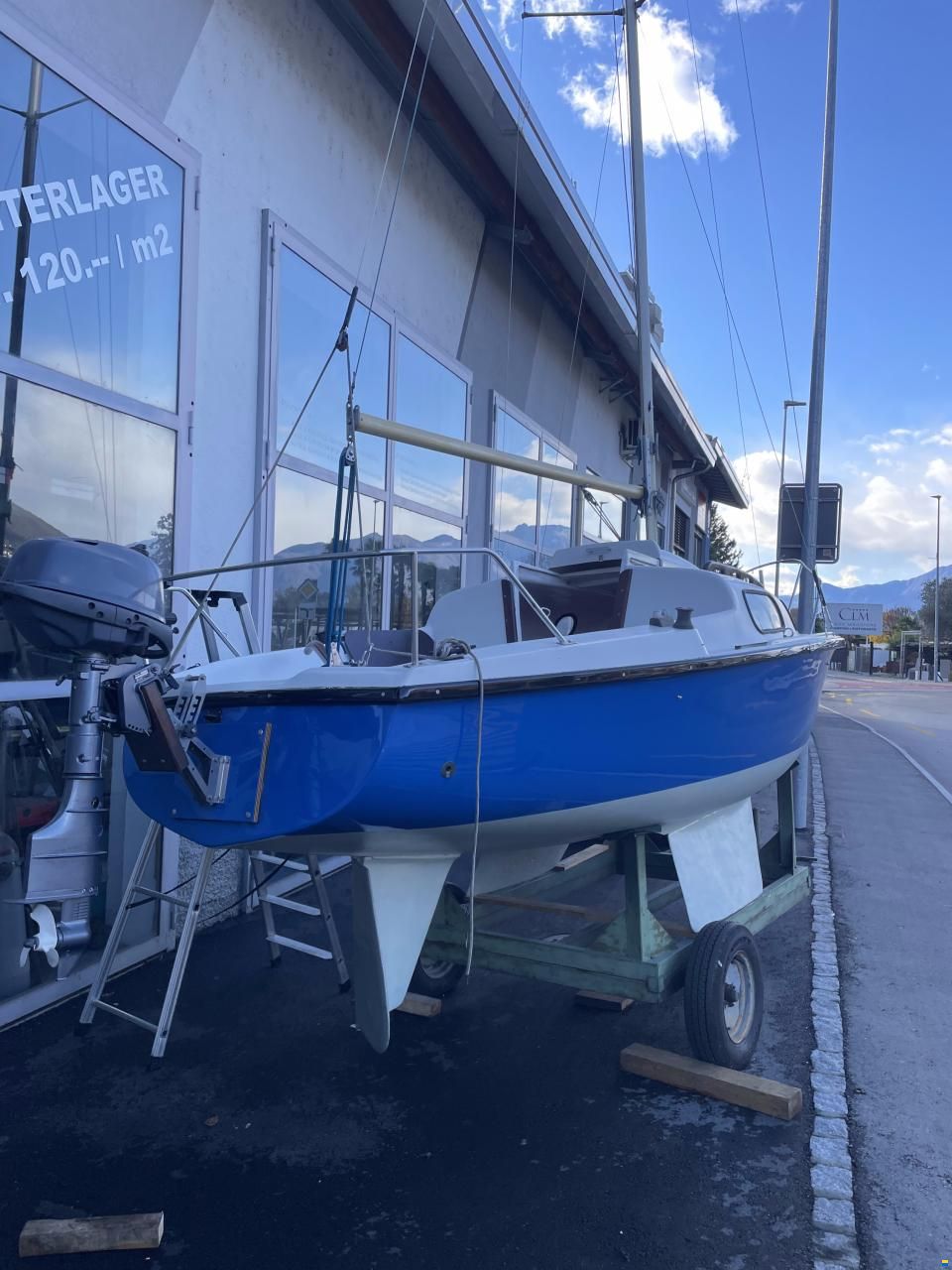 Cobramold Leisure 17