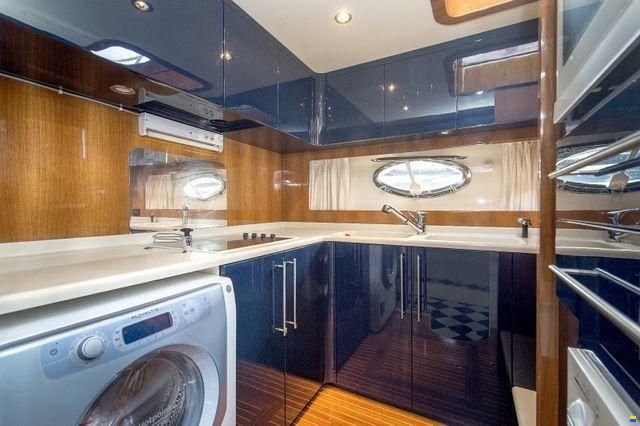 Riva 70 Dolcevita