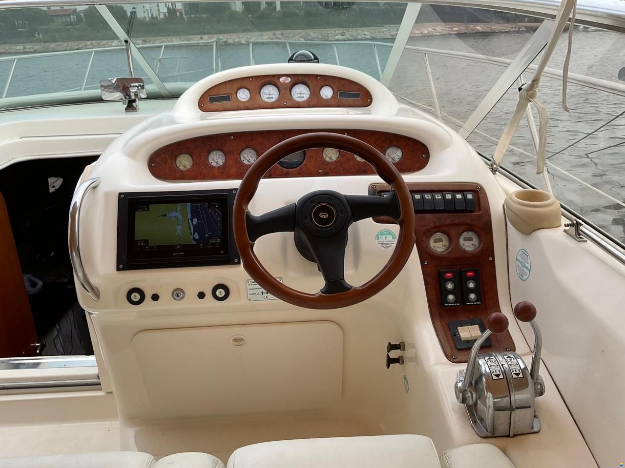 Cranchi Endurance 39