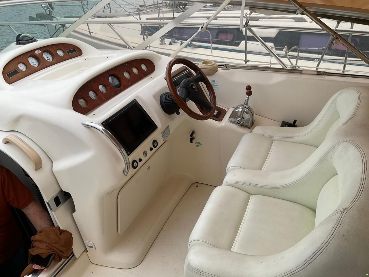 Cranchi Endurance 39
