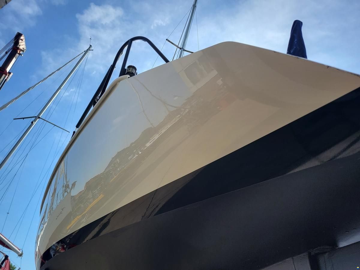 Hunter Formula 28